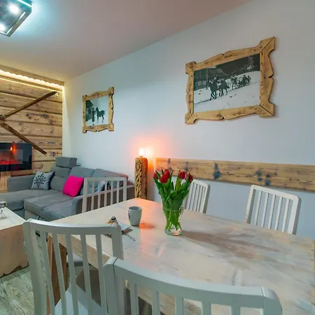 U Gasienicow Закопане