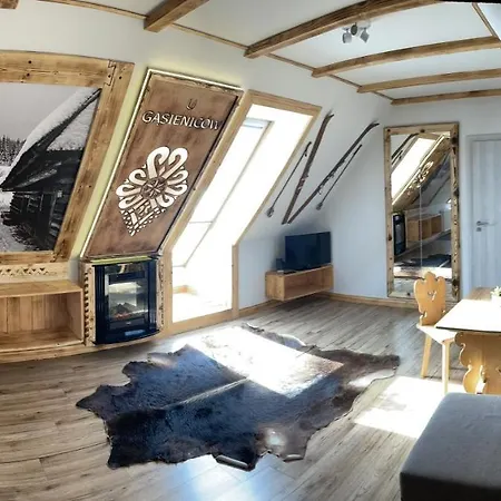 U Gasienicow Закопане