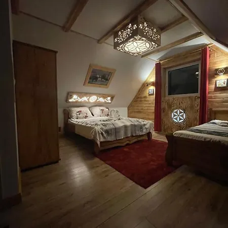 U Gasienicow Закопане